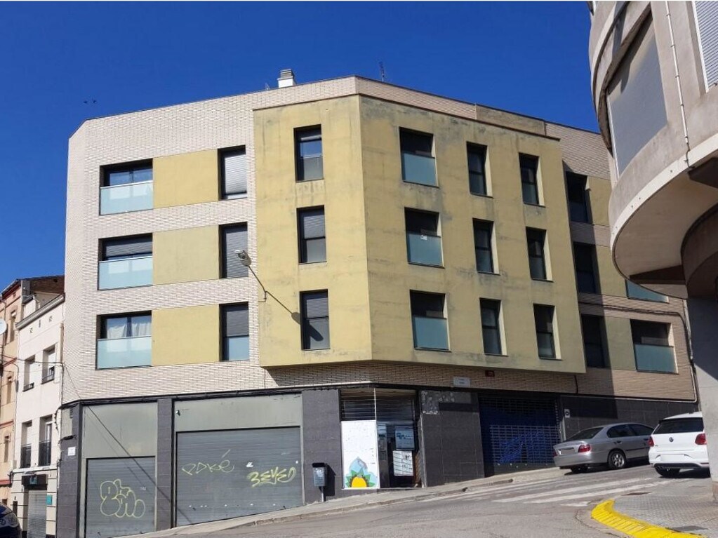 Edificio residencial en Manresa, Barcelona en venta Foto principal- Imagen 1 de 13
