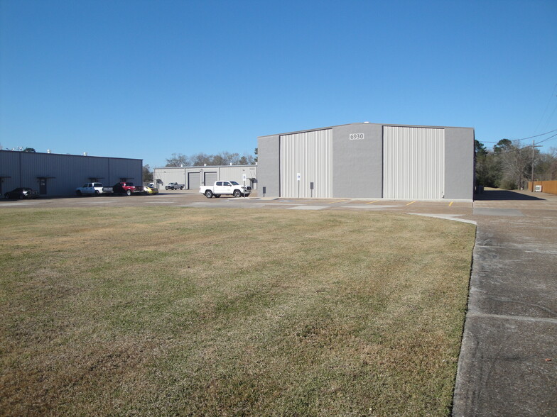 6950 College St, Beaumont, TX en alquiler - Foto principal - Imagen 1 de 13