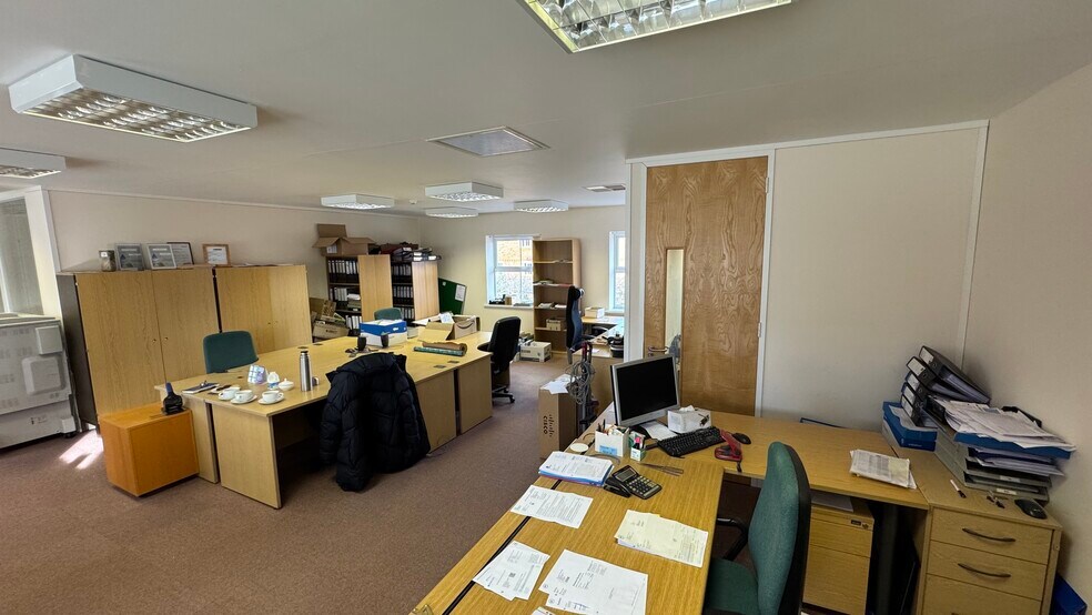 1 Lowes Ln, Wellesbourne en alquiler - Foto del edificio - Imagen 2 de 10