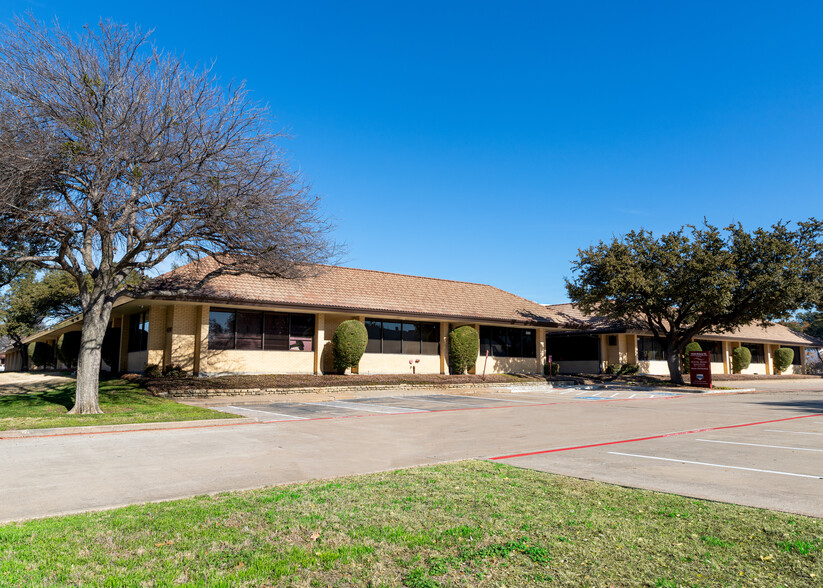 14240 Midway Rd, Farmers Branch, TX en alquiler - Foto del edificio - Imagen 3 de 8