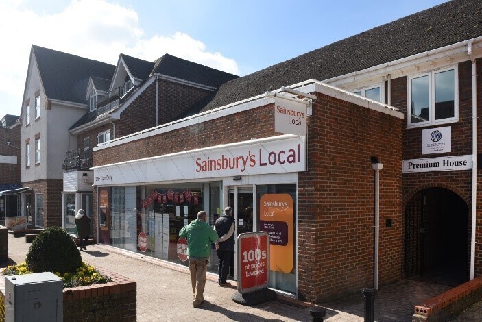 The Broadway, Farnham Common en alquiler Foto del edificio- Imagen 1 de 9