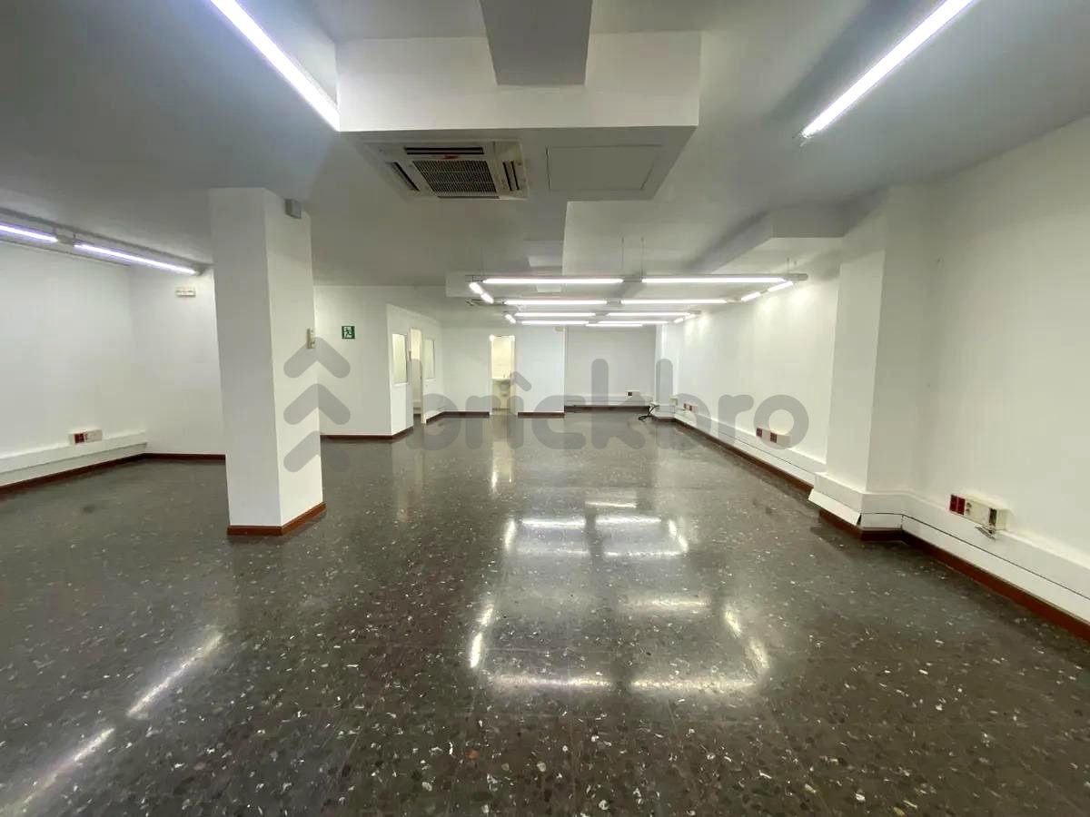 Edificio residencial en Barcelona, Barcelona en venta Foto del interior- Imagen 1 de 7