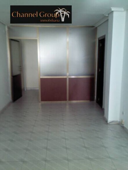 Local en Elche, Alicante en alquiler - Foto del edificio - Imagen 2 de 7