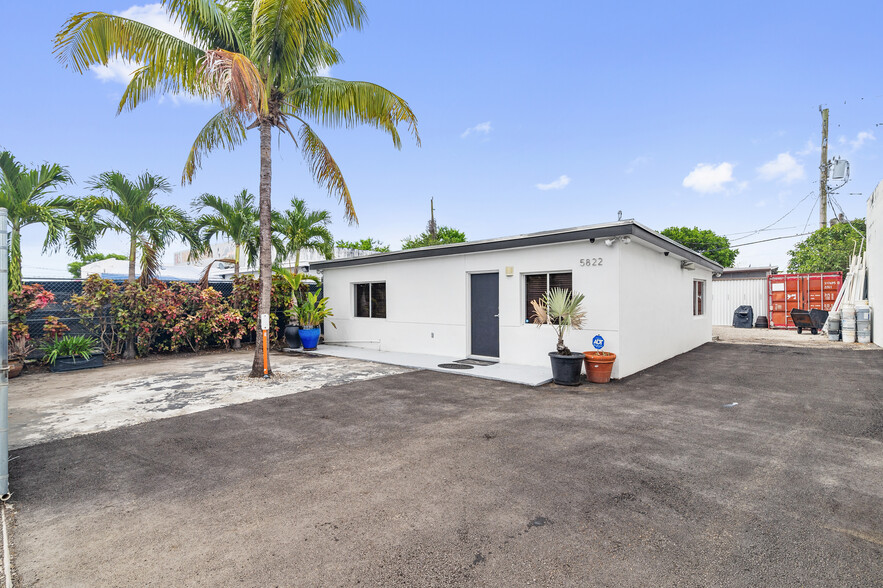 5822 Dewey St, Hollywood, FL en alquiler - Foto principal - Imagen 1 de 16