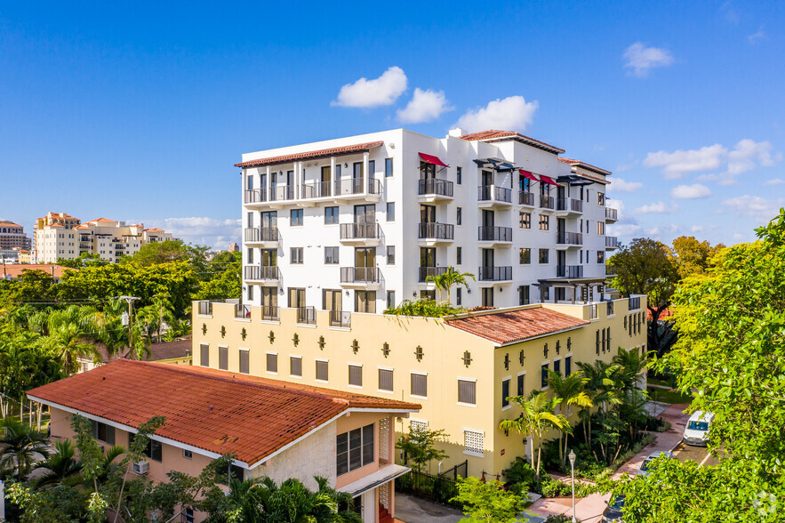 1091 Galiano St, Coral Gables, FL en venta - Foto principal - Imagen 1 de 44