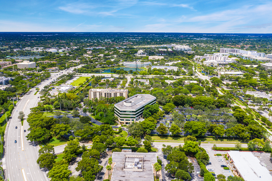 150 S Pine Island Rd, Plantation, FL en alquiler - Vista aérea - Imagen 2 de 8