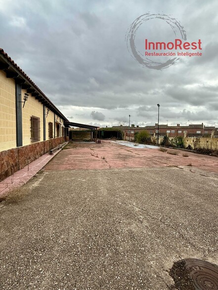 Local en El Álamo, Madrid en venta - Foto del edificio - Imagen 3 de 12