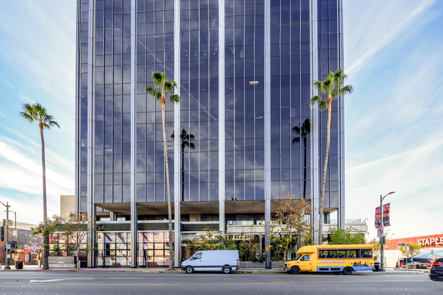 6430 W Sunset Blvd, Los Angeles, CA en alquiler - Foto del edificio - Imagen 1 de 17