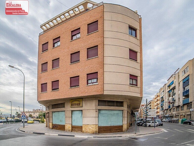 Edificio residencial en Orihuela, Alicante en venta - Foto del edificio - Imagen 1 de 1
