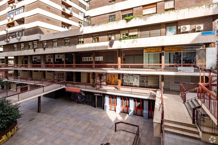 Calle Andrés Mellado, Madrid, Madrid en venta - Foto del edificio - Imagen 3 de 3