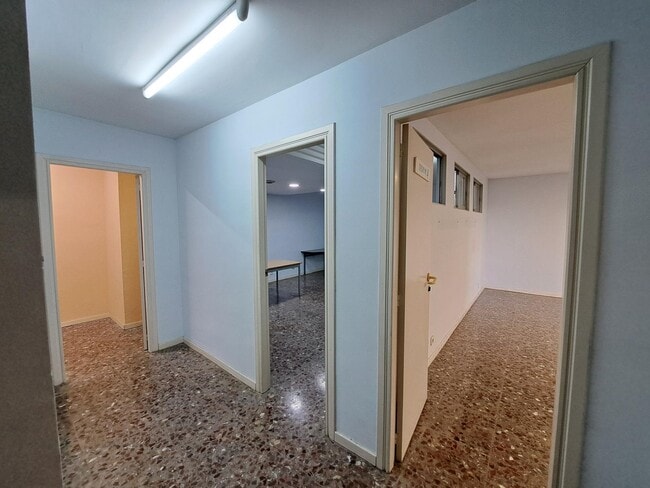 Más detalles de Avinguda Sants Patrons, 34, Alzira - Oficina en alquiler