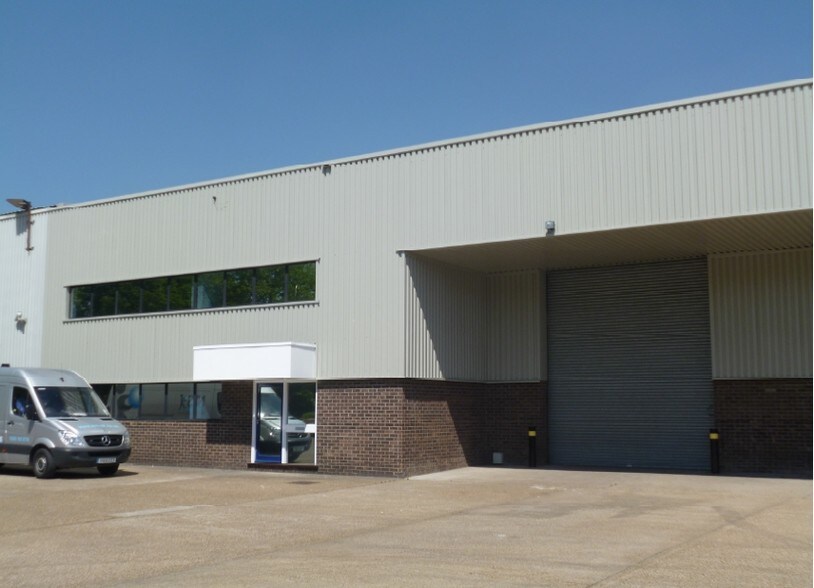 4-6 Caley Close, Norwich en venta - Foto del edificio - Imagen 2 de 3