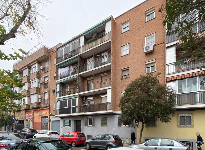 Calle Boltaña, 63, Madrid, Madrid en venta - Foto del edificio - Imagen 3 de 4