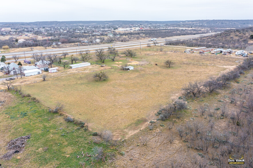 00 I-20 Frontage, Baird, TX en venta - Foto del edificio - Imagen 1 de 15