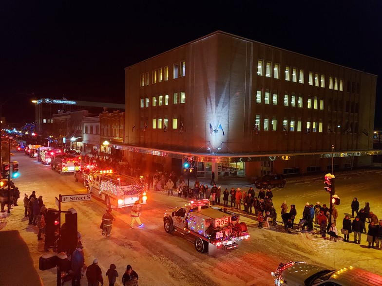 321 Central Ave, Great Falls, MT en alquiler - Foto del edificio - Imagen 3 de 120