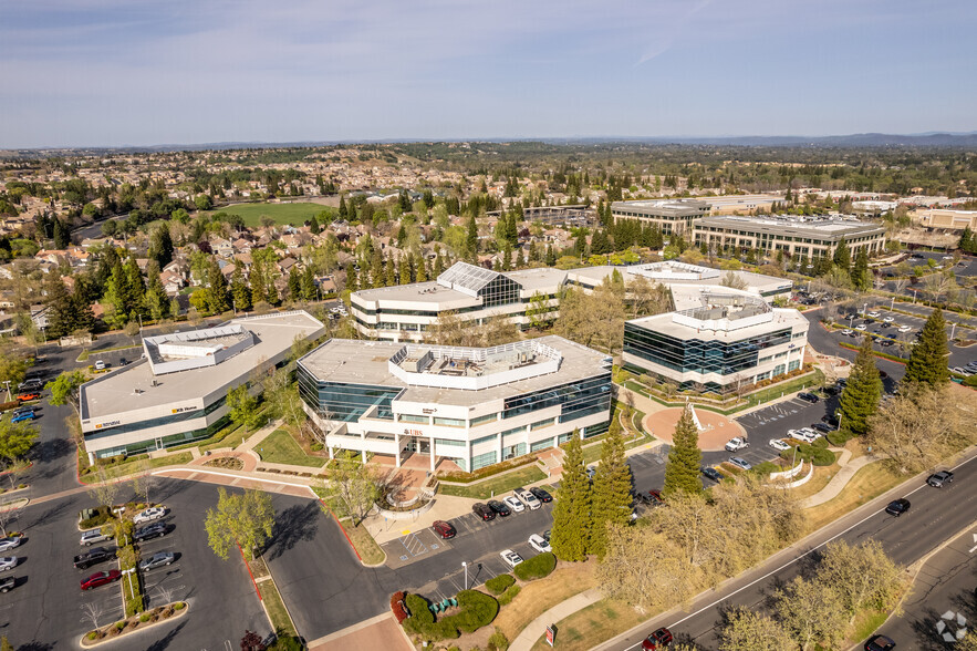 3017 Douglas Blvd, Roseville, CA en alquiler - Foto del edificio - Imagen 2 de 3