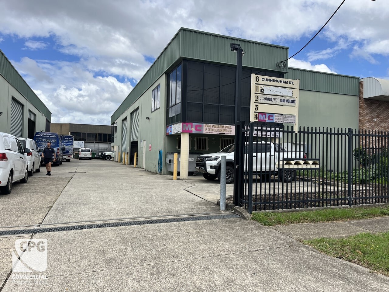 8 Cunningham St, Moorebank en alquiler Foto principal- Imagen 1 de 4