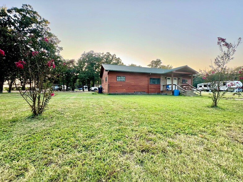 20 County Road NW 1030, Mount Vernon, TX en venta - Foto principal - Imagen 1 de 12