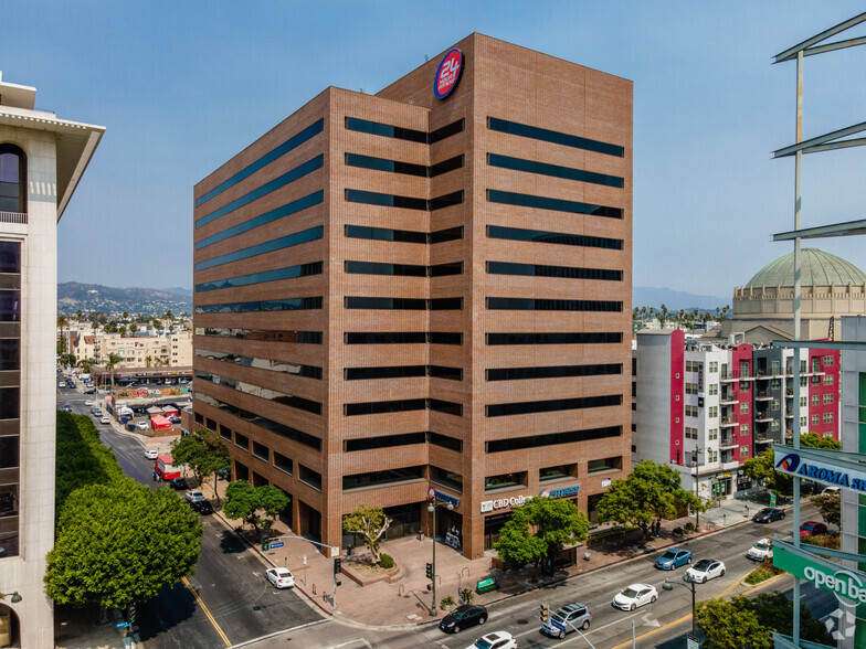 3699 Wilshire Blvd, Los Angeles, CA en alquiler - Foto del edificio - Imagen 1 de 11