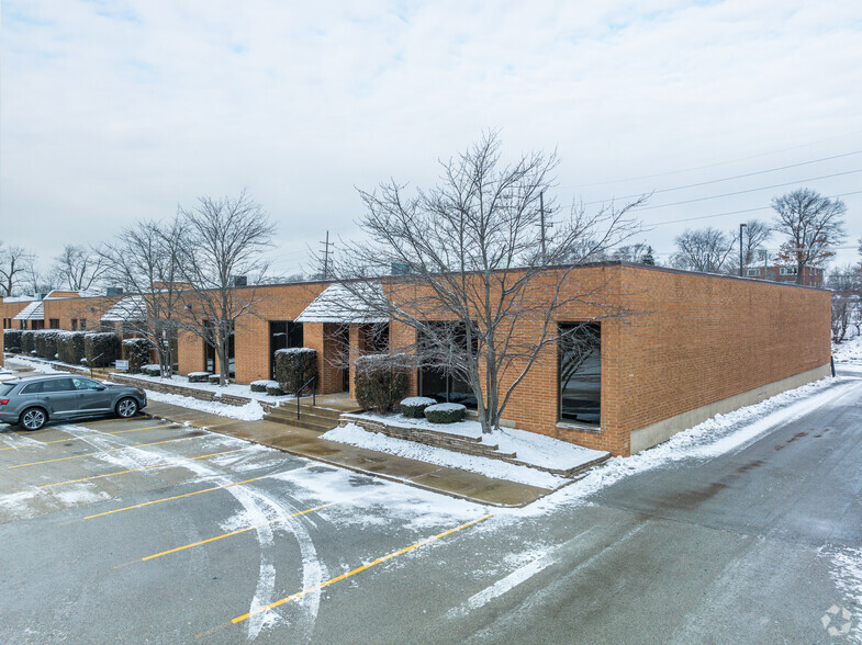 5000-5014 Chase Ave, Downers Grove, IL en alquiler - Foto principal - Imagen 1 de 6