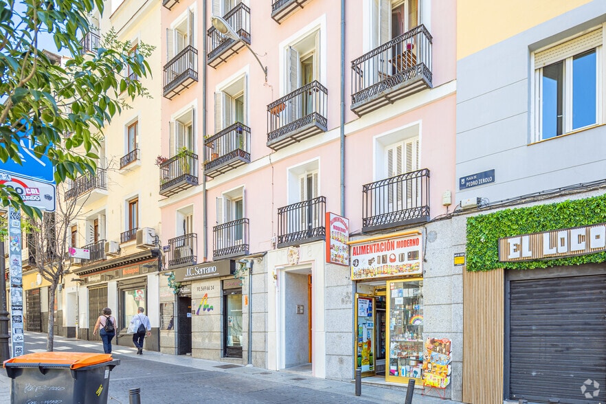 Edificio residencial en Madrid, Madrid en venta - Foto del edificio - Imagen 1 de 4