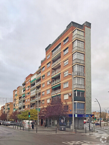 Avenida Constitución, 47, Móstoles, Madrid en alquiler - Foto del edificio - Imagen 2 de 2