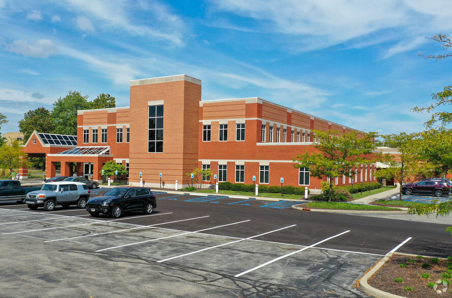 13421 Old Meridian St, Carmel, IN en alquiler - Foto del edificio - Imagen 2 de 2