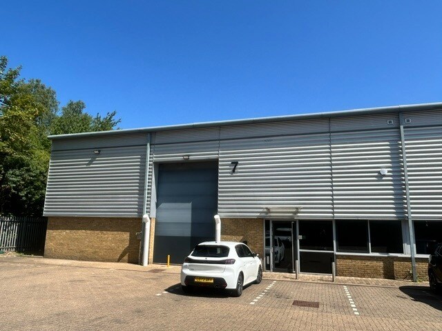 Bilton Way, Luton en alquiler Foto del edificio- Imagen 1 de 2