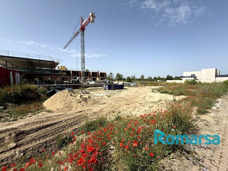 Terreno en Ávila, Ávila en venta - Foto del edificio - Imagen 3 de 5