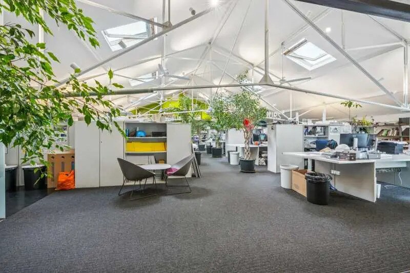 230 Rue Du Faubourg Saint-Antoine, Paris en alquiler Foto del edificio- Imagen 1 de 12