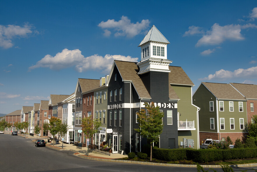 100-148 Walden Way, Mechanicsburg, PA en alquiler - Foto del edificio - Imagen 1 de 18