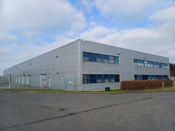 304a-304b Pywell Rd, Corby en alquiler - Foto del edificio - Imagen 3 de 10