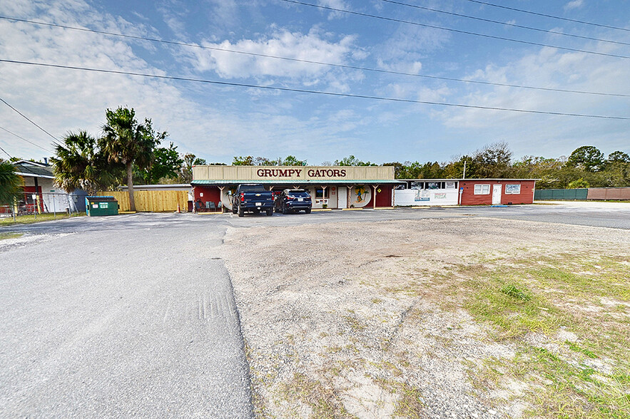 4828 S Suncoast Blvd, Homosassa, FL en venta - Foto del edificio - Imagen 1 de 32