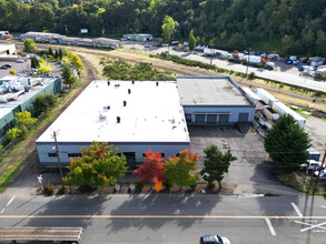 3460 NW Industrial St, Portland, OR en alquiler Foto del edificio- Imagen 2 de 12