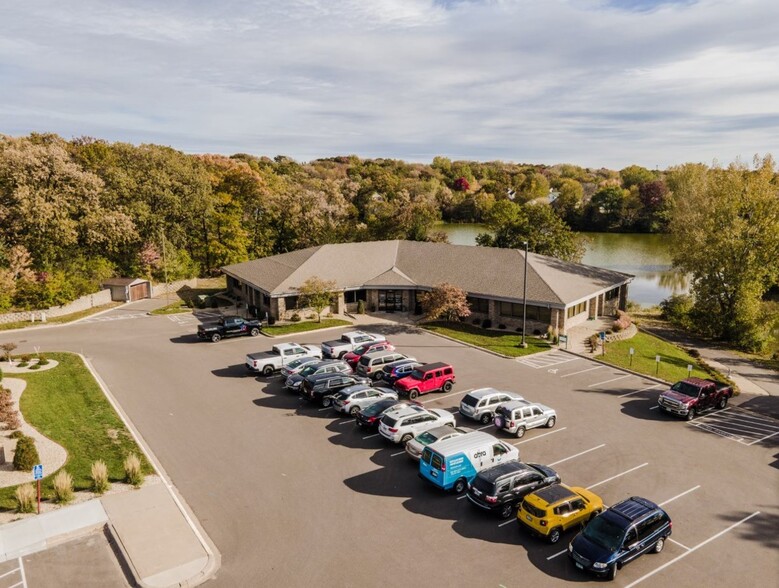 19232 Evans St NW, Elk River, MN en alquiler - Foto del edificio - Imagen 1 de 6