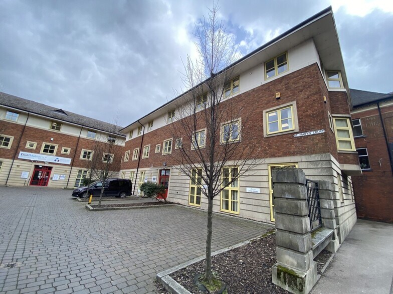 St. Marys Gate, Chesterfield en venta - Foto del edificio - Imagen 2 de 4