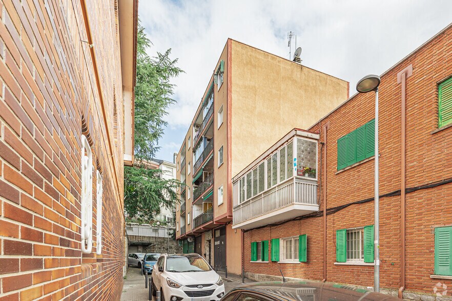 Edificio residencial en Collado Villalba, Madrid en venta - Foto del edificio - Imagen 2 de 3