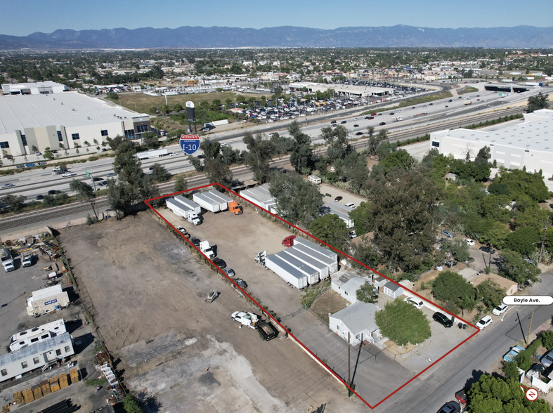 15872 Boyle Ave, Fontana, CA en alquiler - Foto del edificio - Imagen 1 de 3