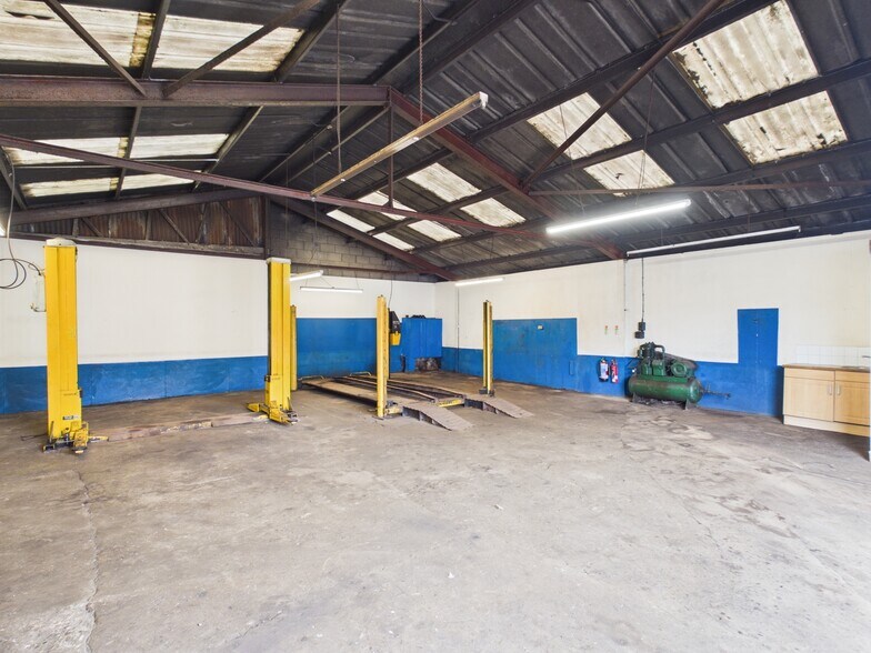 117 West High St, Forfar en venta - Foto del edificio - Imagen 2 de 8