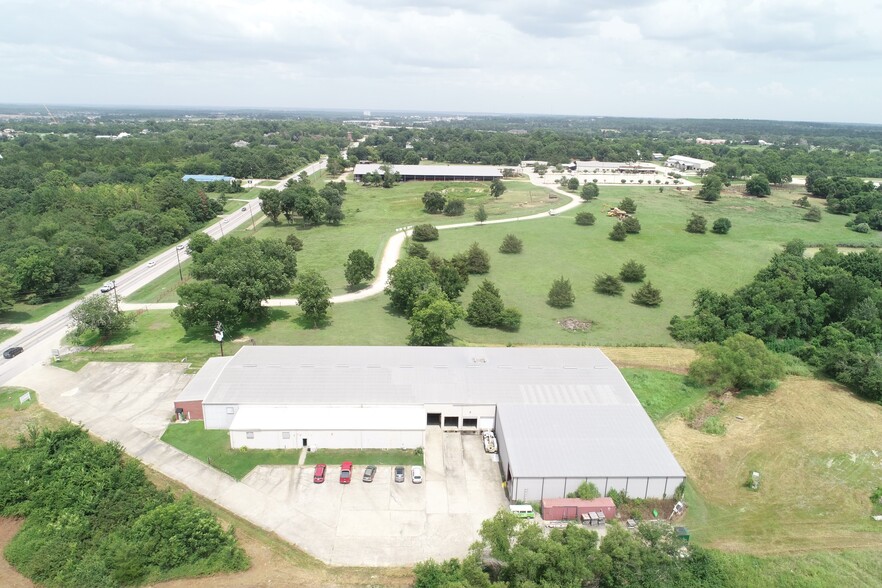 21973 Highway 105, Montgomery, TX en venta - Foto del edificio - Imagen 3 de 4