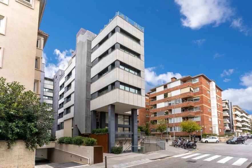 Passeig de la Bonanova, 69, Barcelona, Barcelona en alquiler - Foto del edificio - Imagen 2 de 8