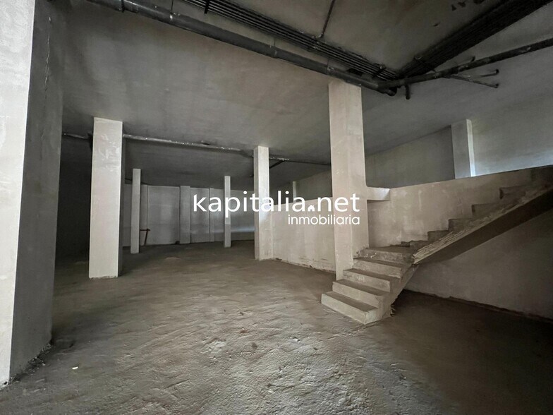 Local en Ontinyent, Valencia en venta - Foto del edificio - Imagen 2 de 7