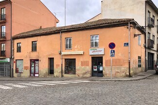 Más detalles de Plaza del Rollo, 29, Ávila - Local en venta