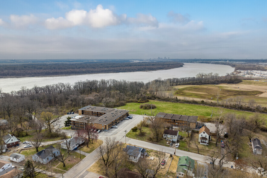 9639-9640 Diamond Dr, Saint Louis, MO en venta - Vista aérea - Imagen 1 de 9