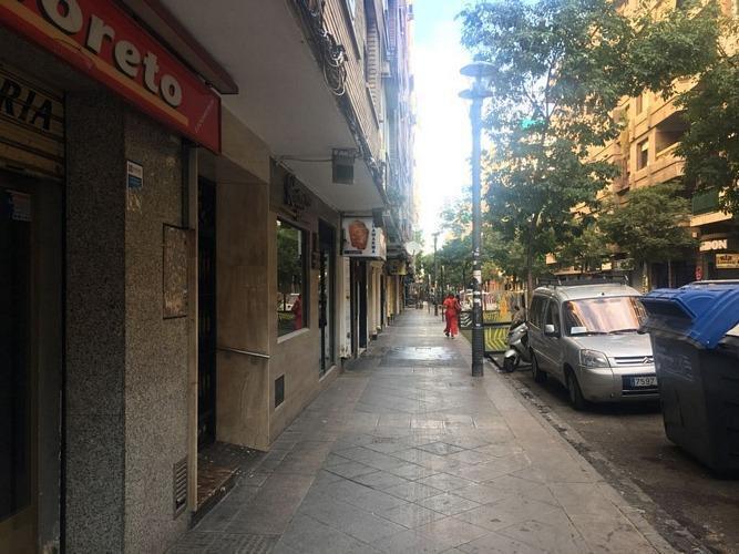 Calle Pedro Antonio de Alarcón, 55, Granada, Granada en alquiler - Foto del edificio - Imagen 3 de 16