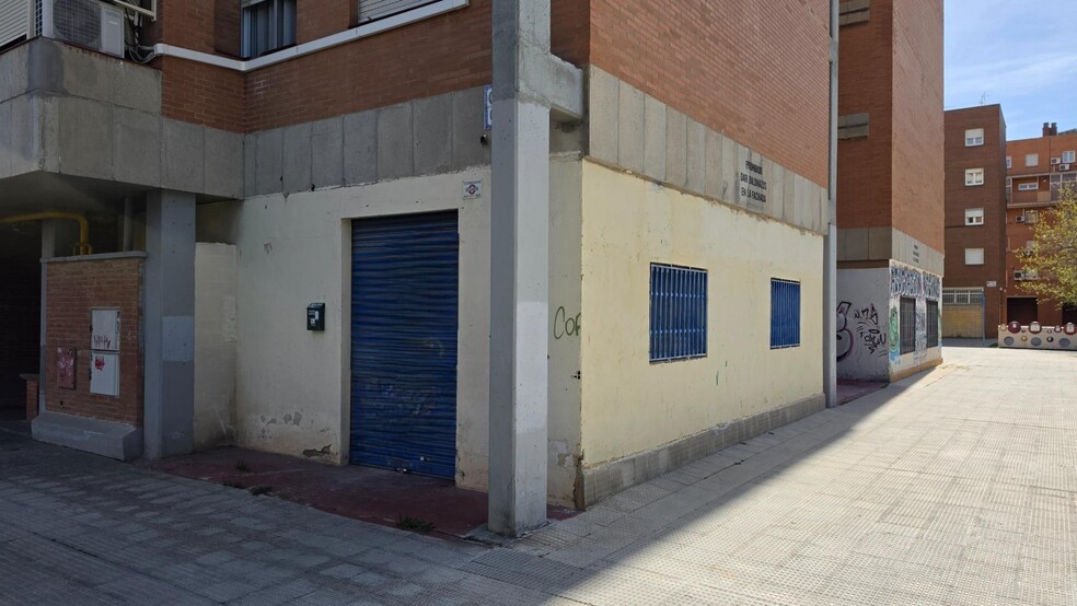 Plaza Ortilla, 8, Zaragoza, Zaragoza en venta - Foto del edificio - Imagen 1 de 9