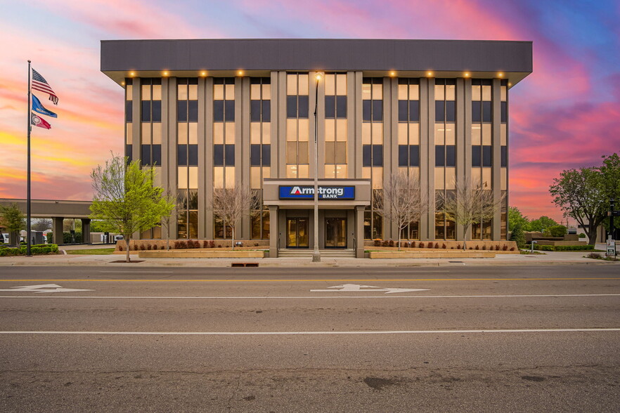 401 W Main St, Norman, OK en alquiler - Foto del edificio - Imagen 1 de 9