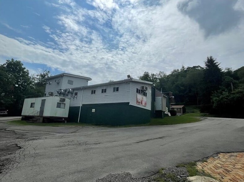 1020 Sharon Rd, Beaver, PA en venta - Foto del edificio - Imagen 1 de 12