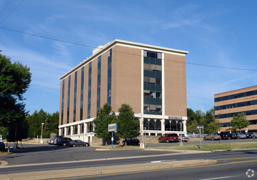 6231 Leesburg Pike, Falls Church, VA en alquiler - Foto del edificio - Imagen 3 de 6