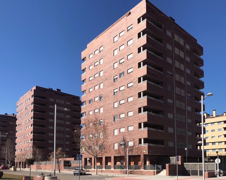 Calle Francisco de Goya, 21, Seseña, Toledo en alquiler - Foto del edificio - Imagen 2 de 2